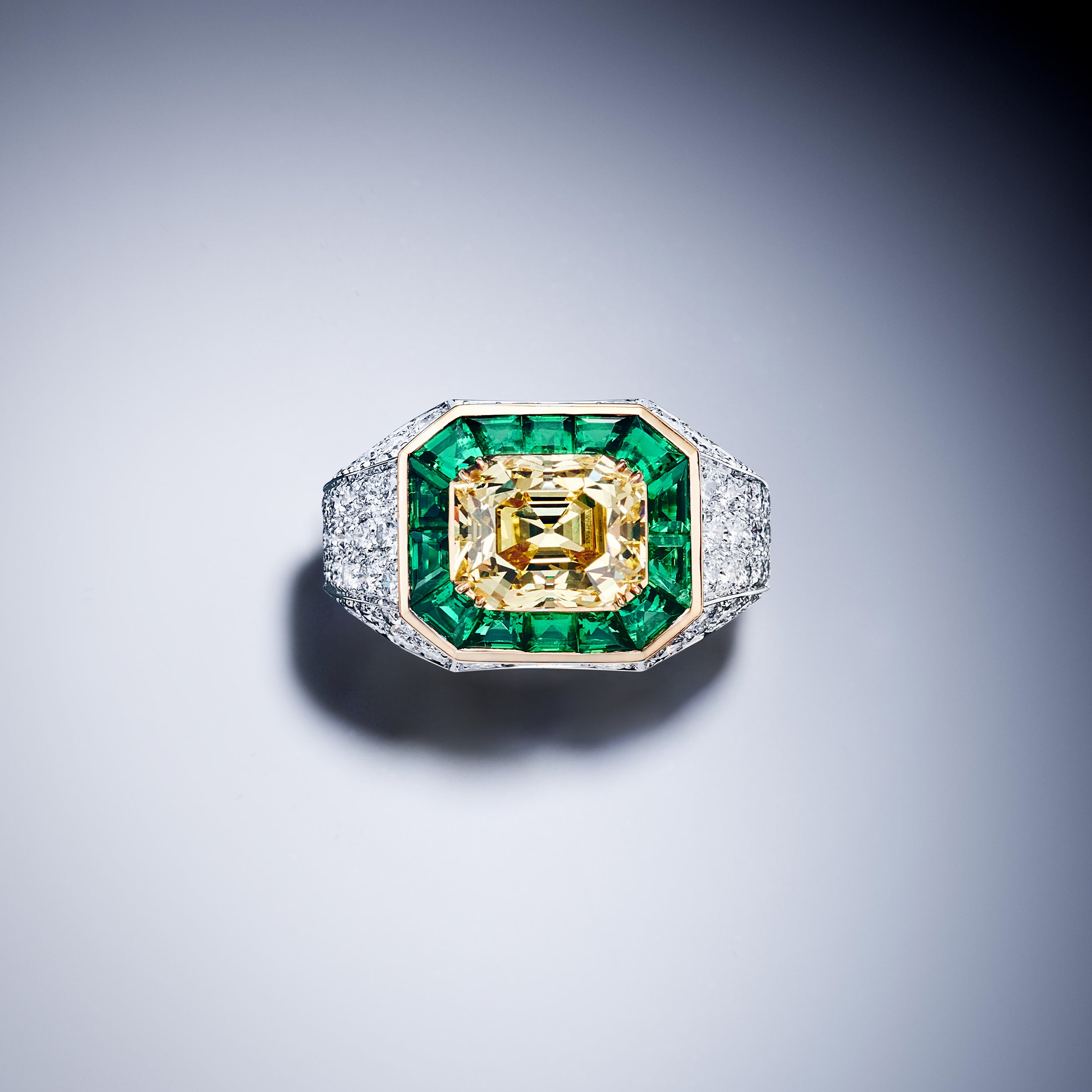 Tour Ring