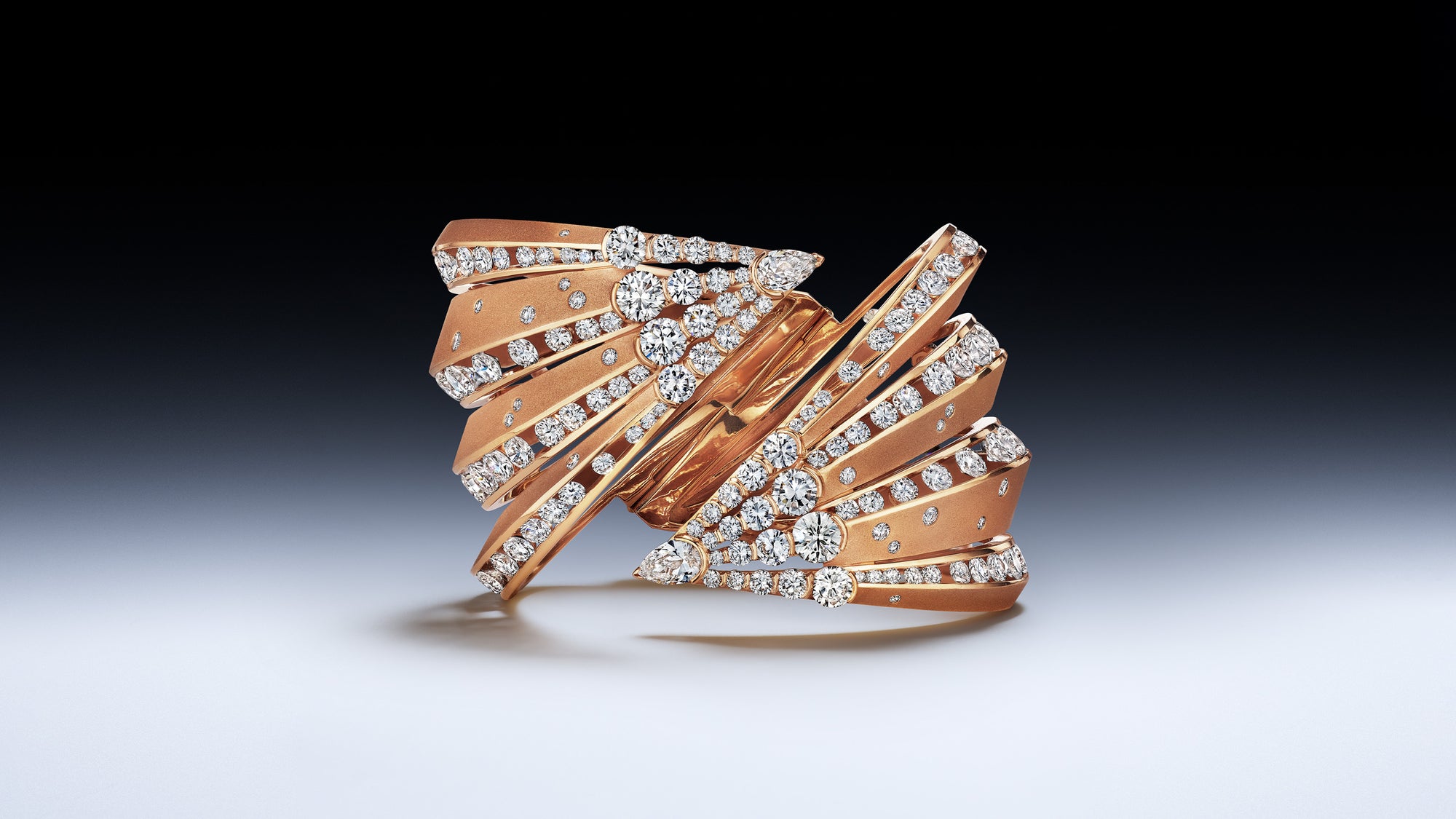 Eventail Cuff
