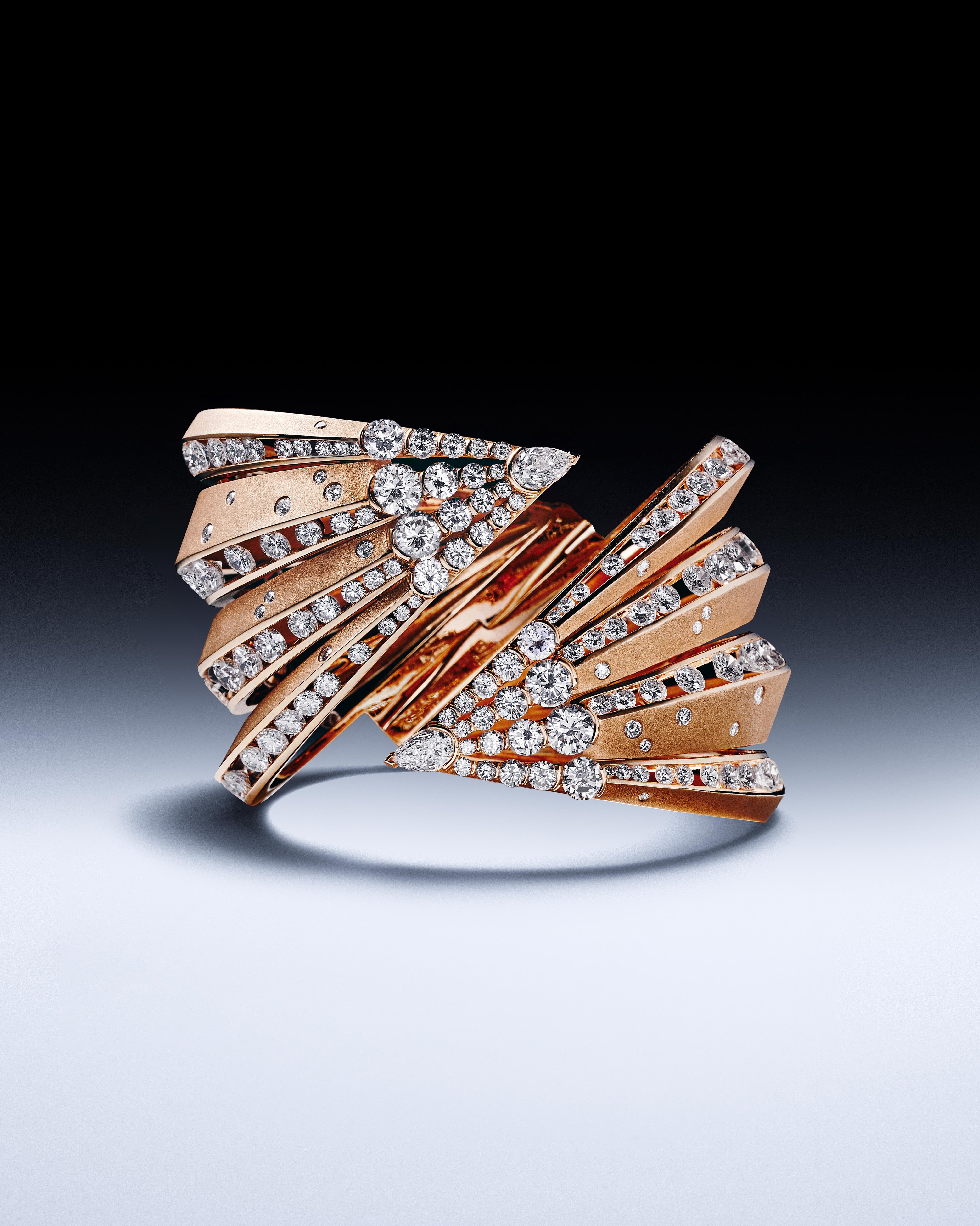Eventail Cuff