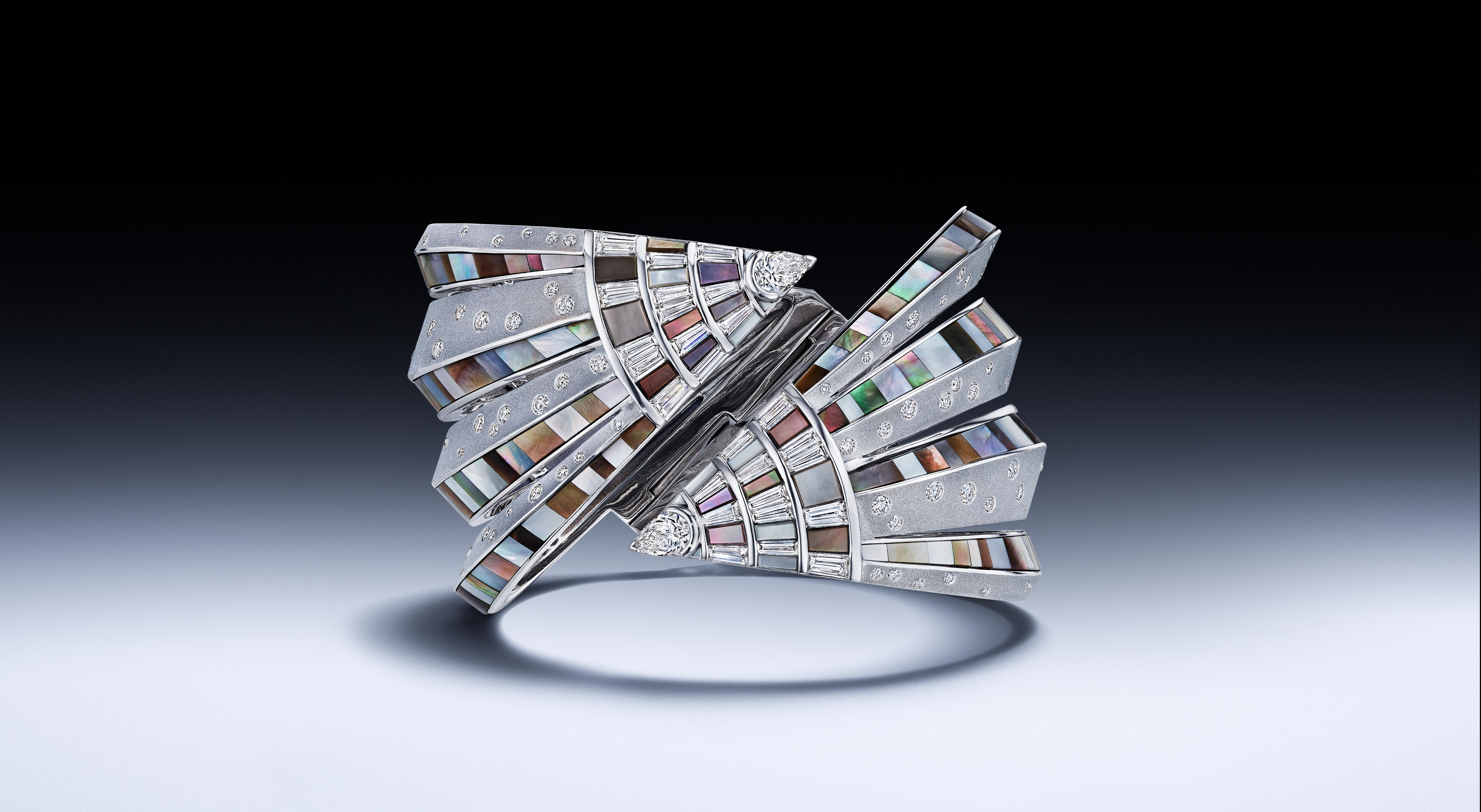 Eventail Cuff