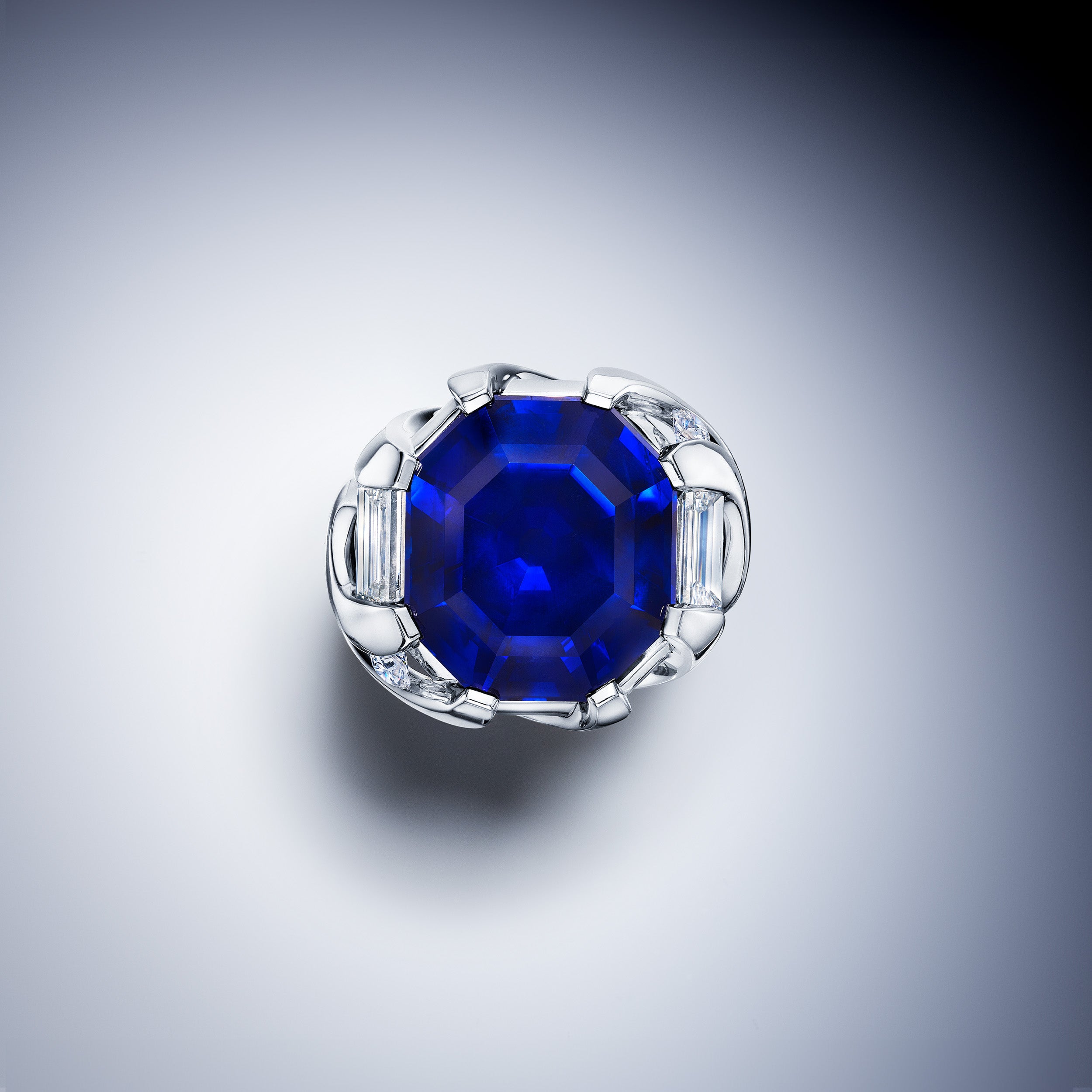 Mistral Ring