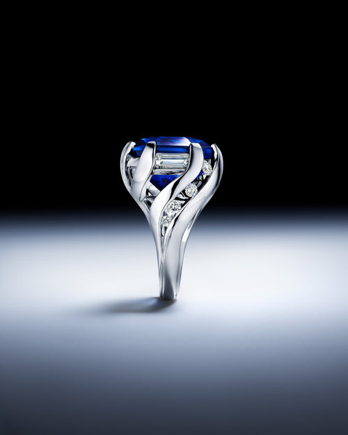 Mistral Ring