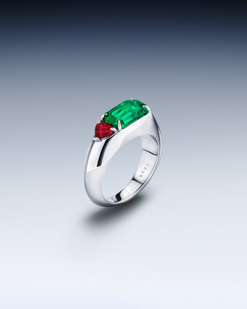 Knifedge Ring