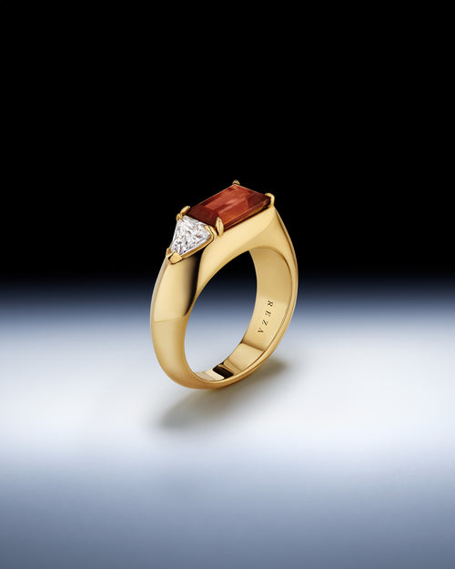 Knifedge Ring