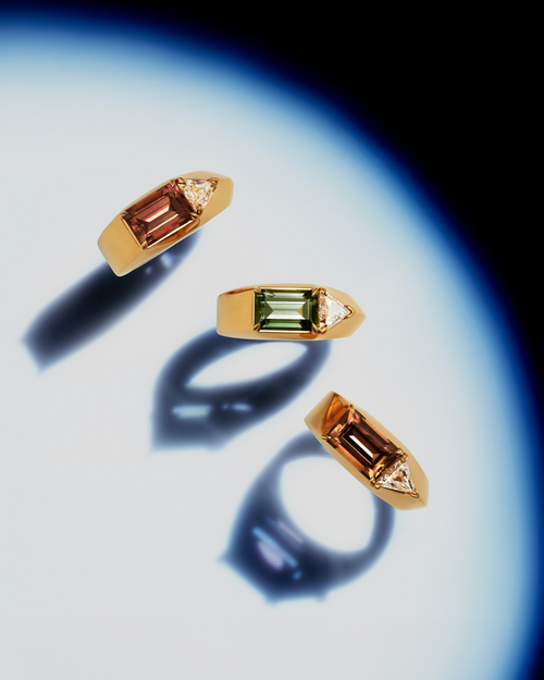 Knifedge Ring