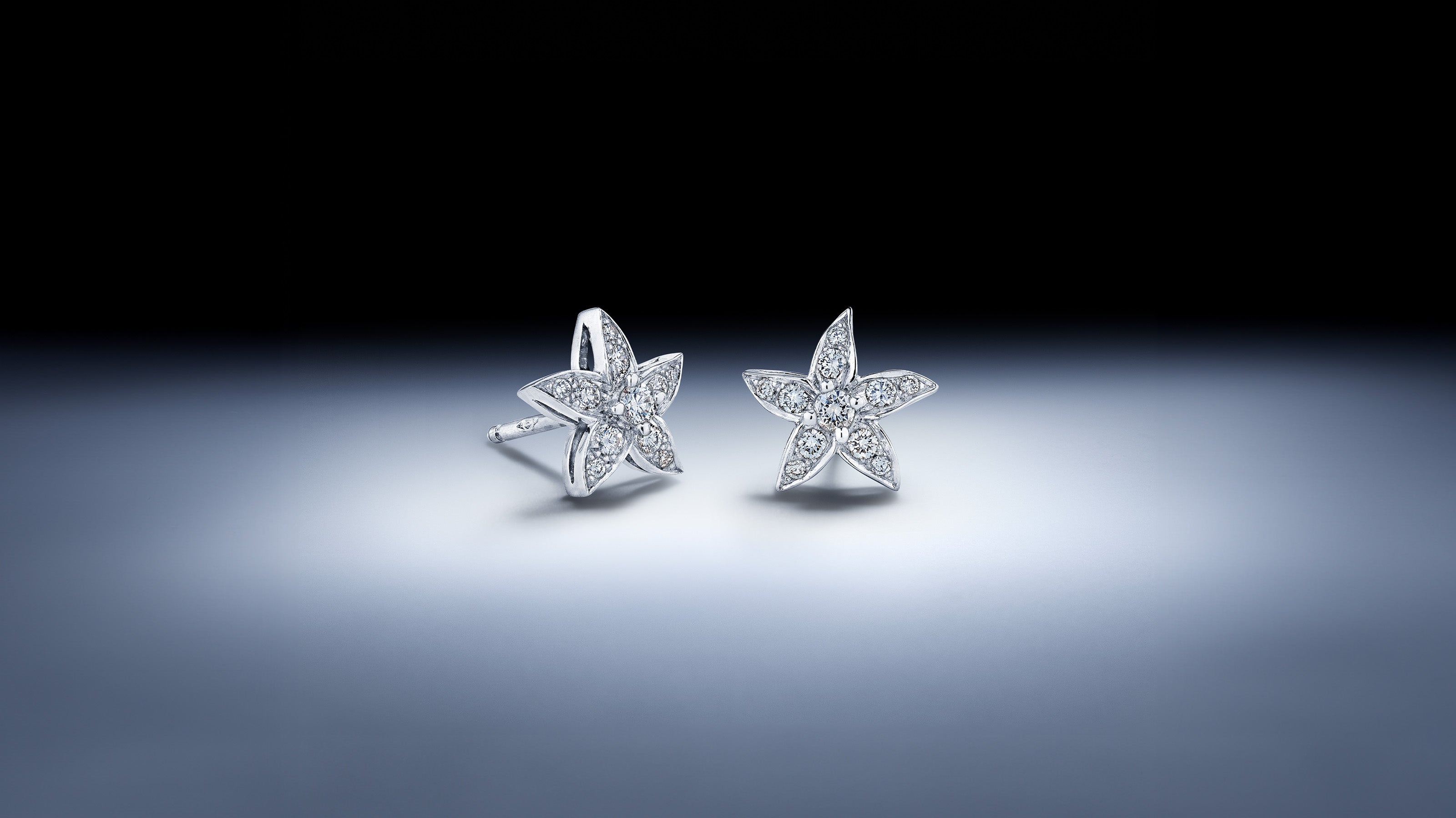 Fleurette Micro Earrings