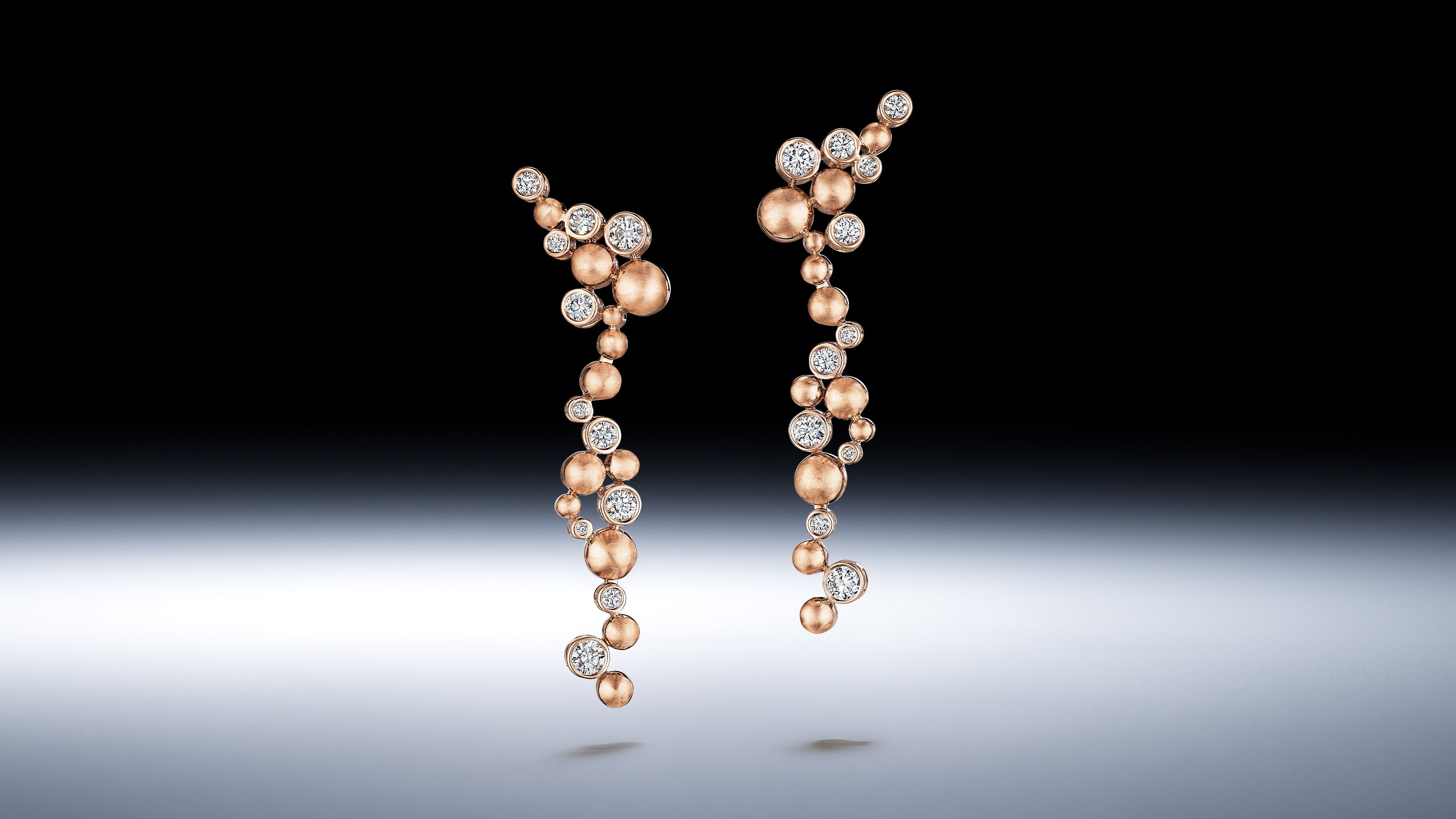 Petillant Chandelier Earrings
