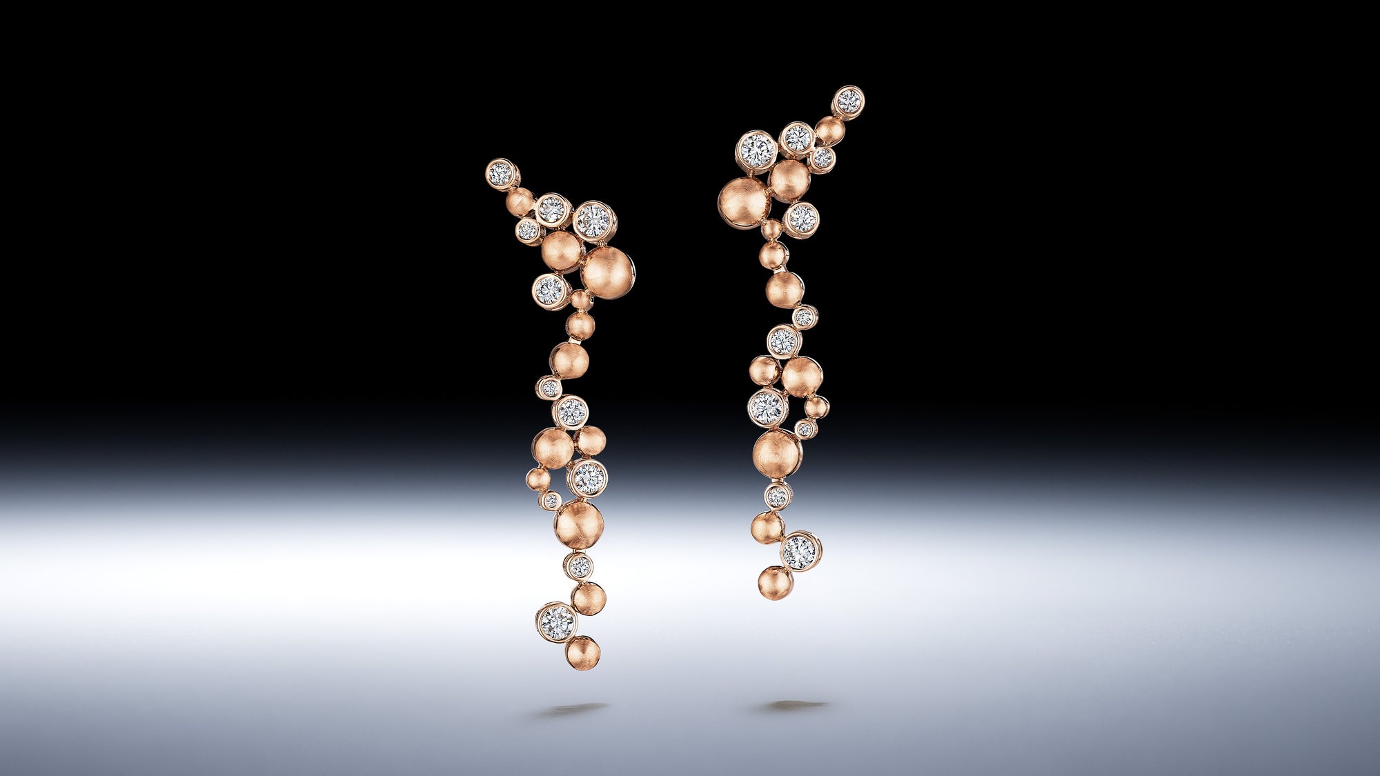 Petillant Chandelier Earrings