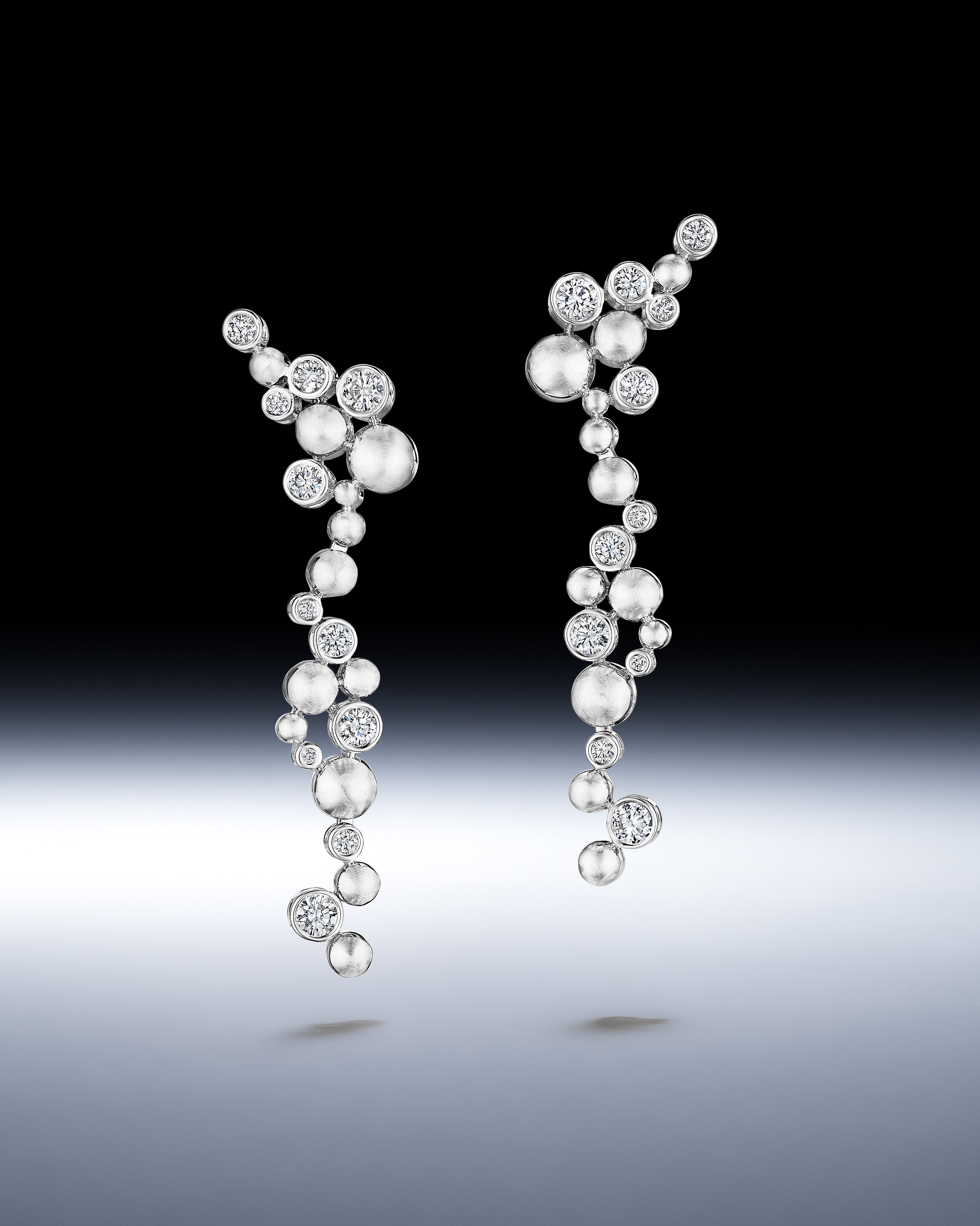 Petillant Chandelier Earrings