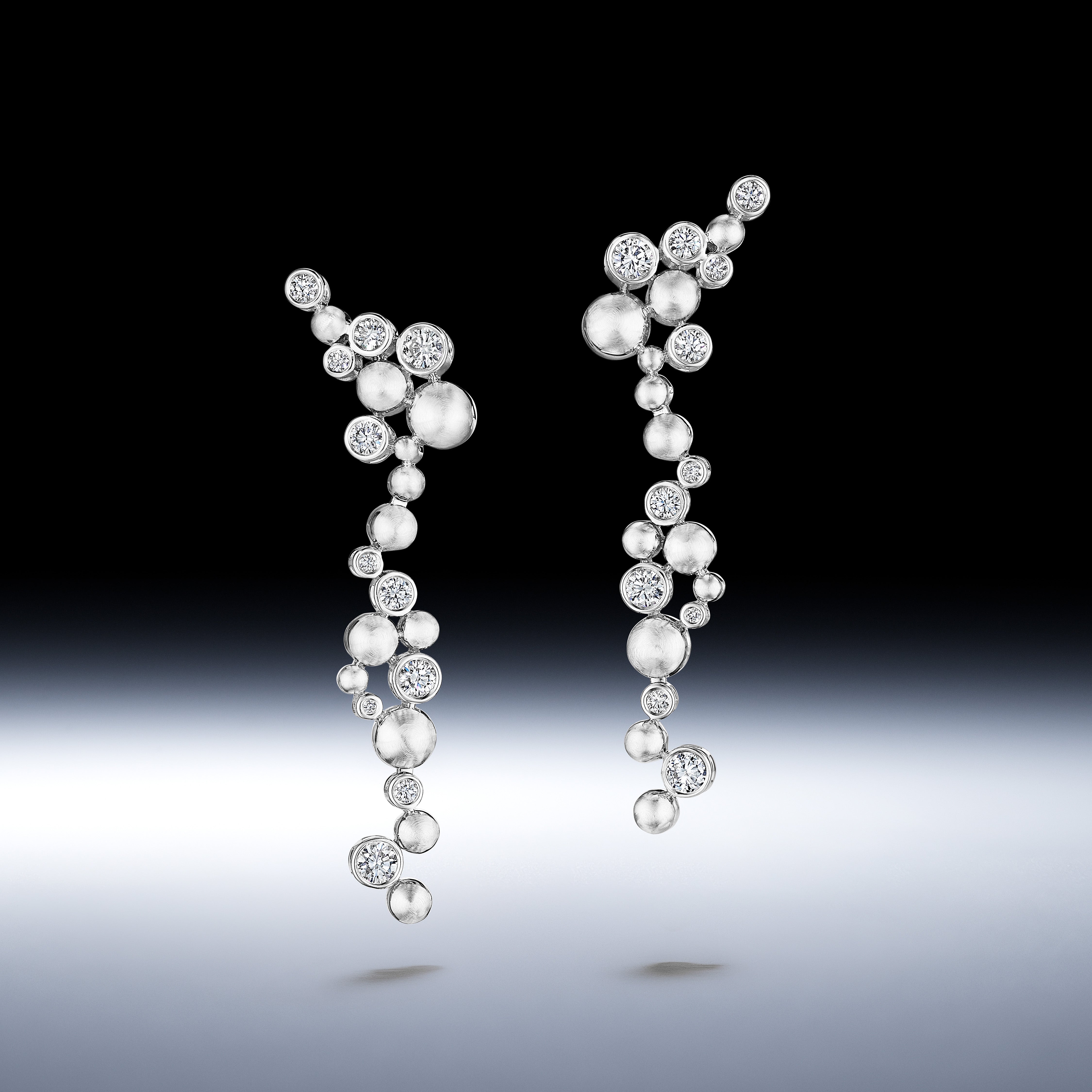 Petillant Chandelier Earrings