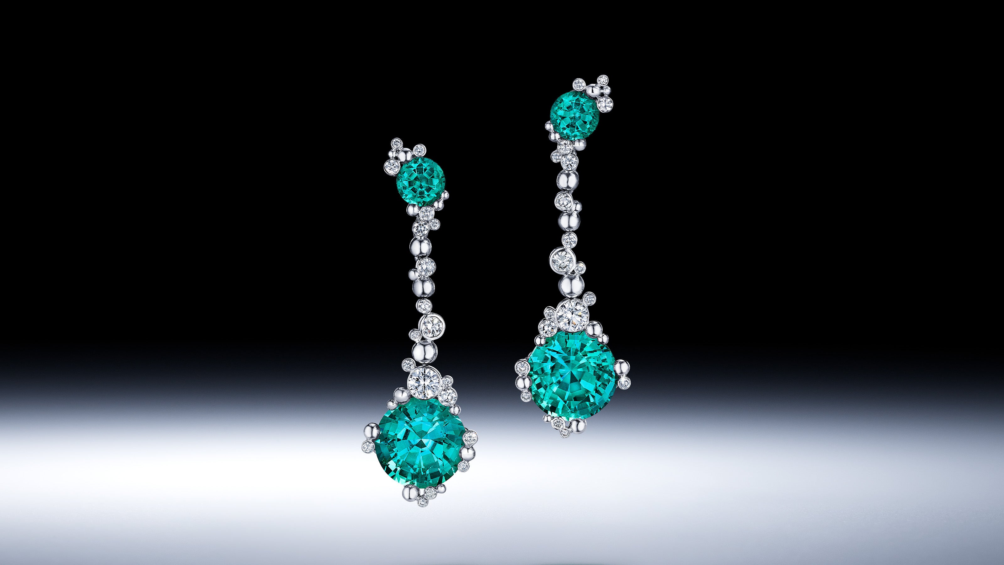 Perle Chandelier Earrings