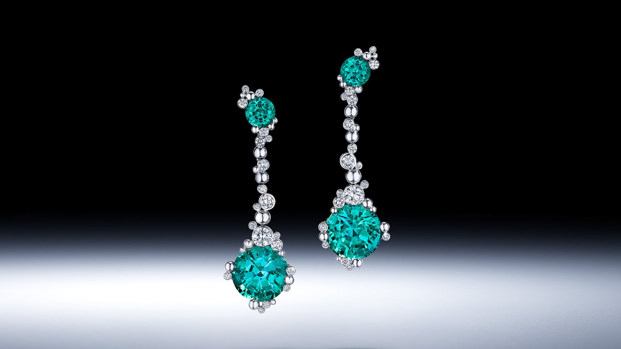 Perle Chandelier Earrings