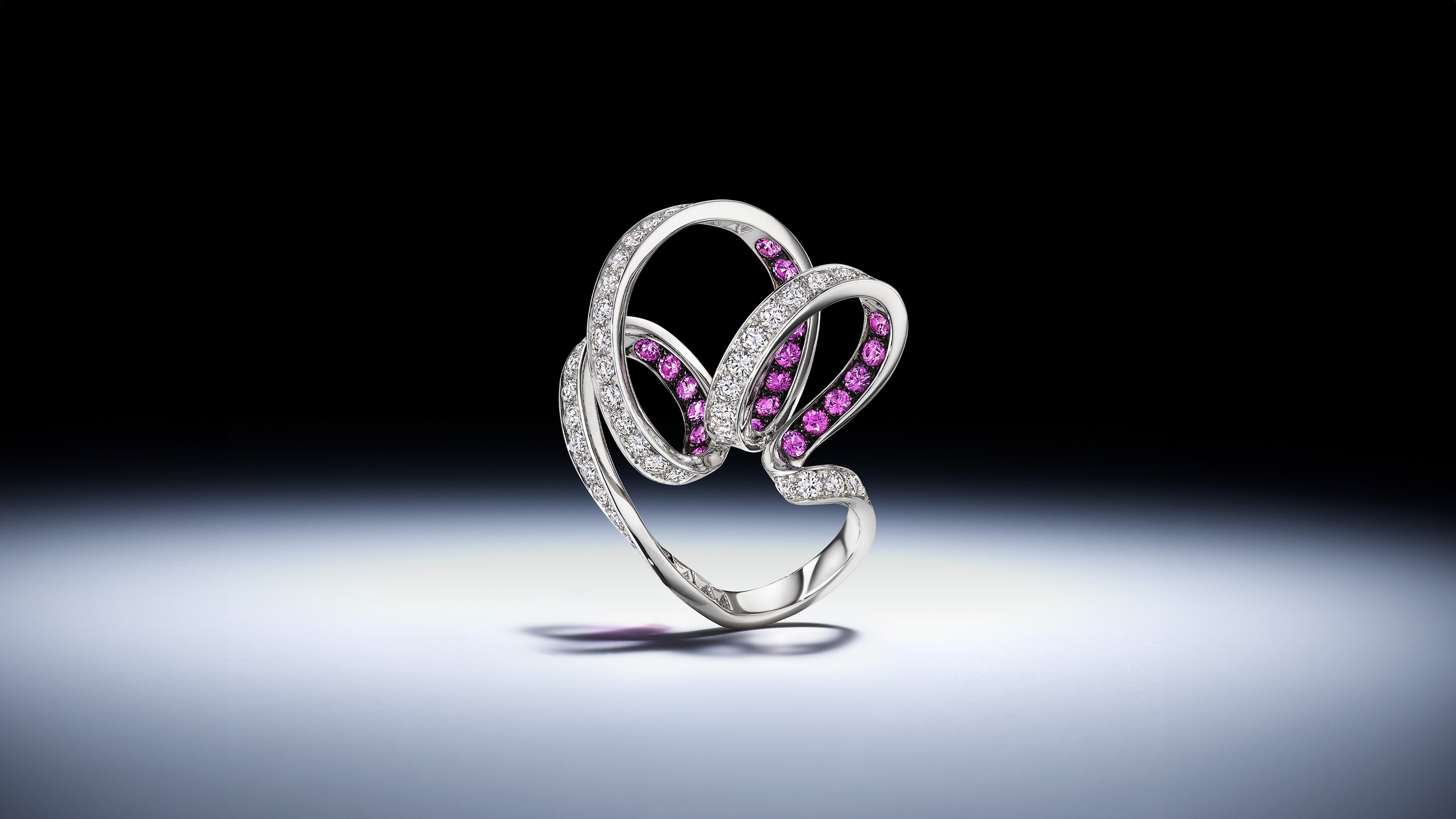 Ruban Ring