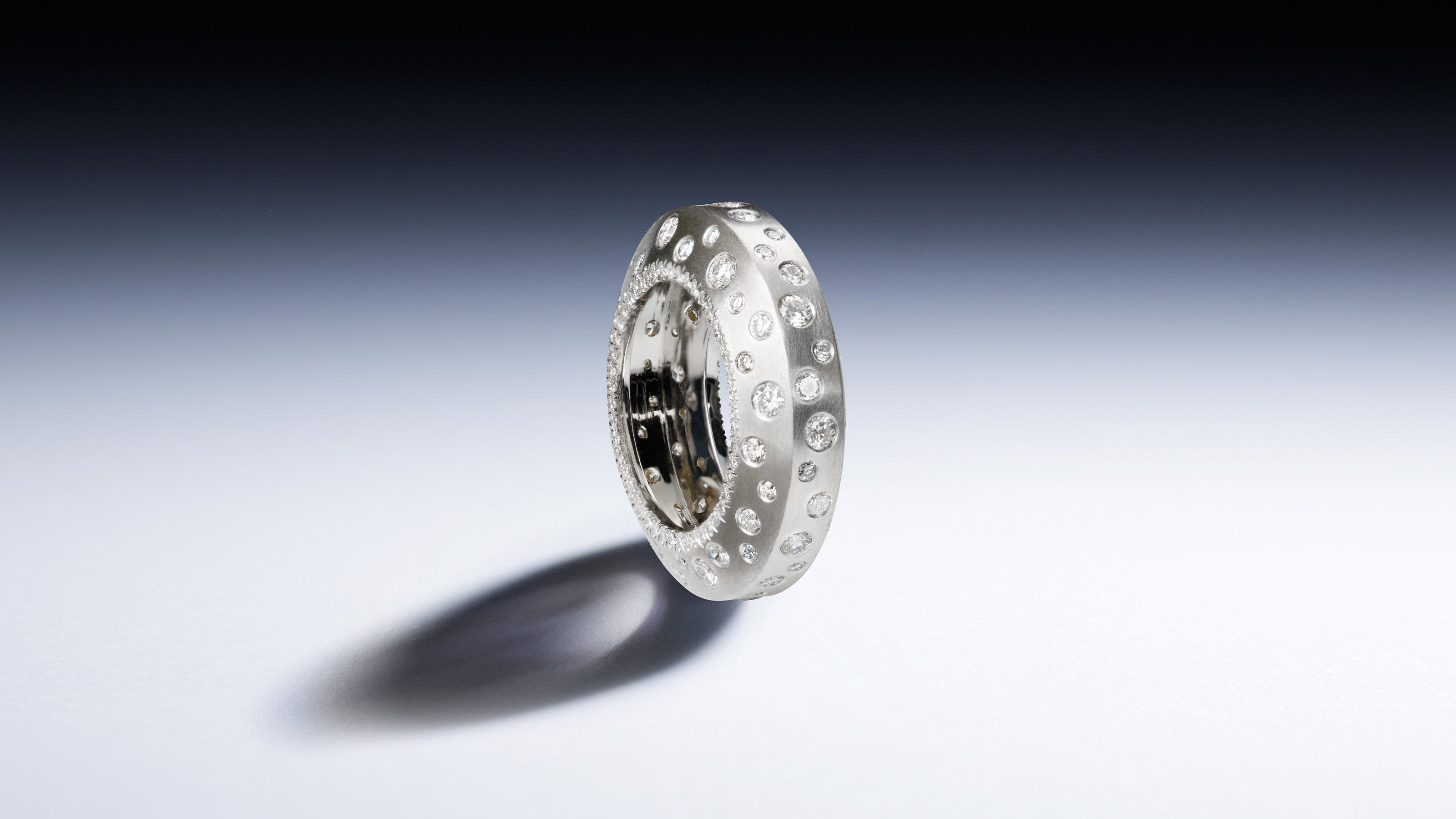 Ecrou Satin Ring