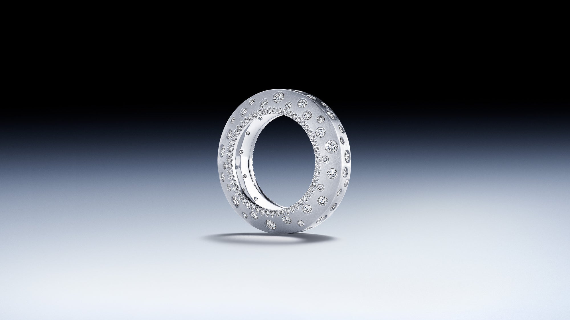 Ecrou Satin Ring