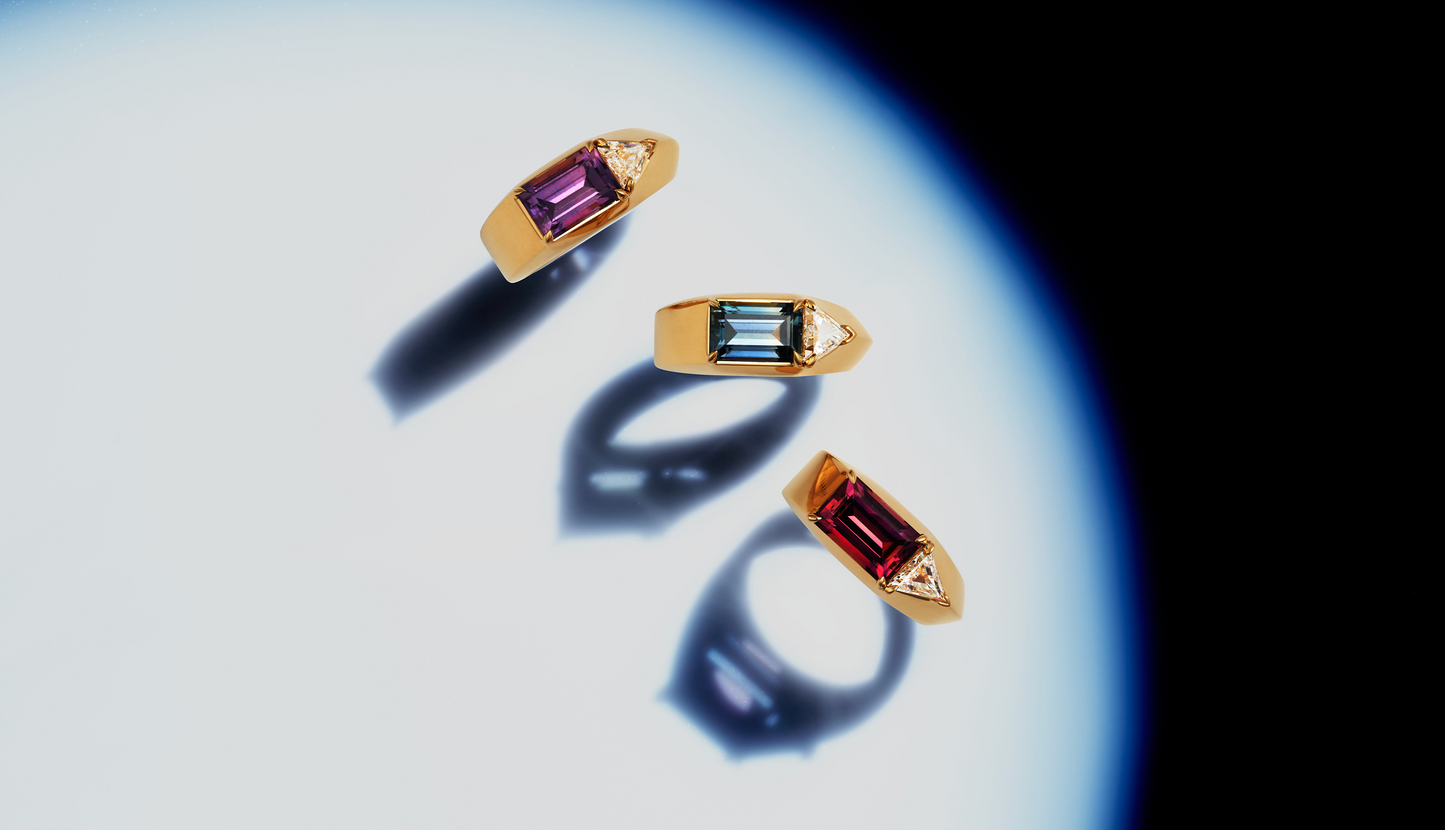 Knifedge Ring