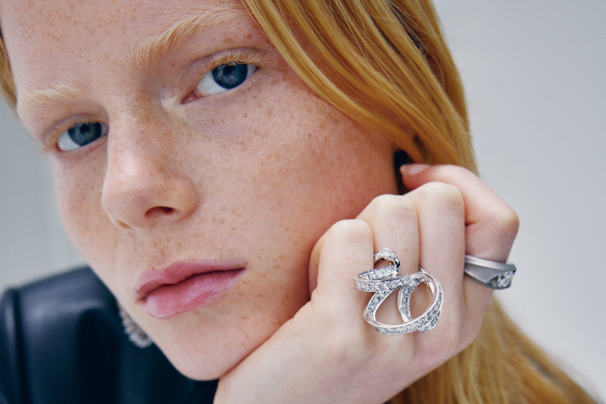 Chanel ruban sale ring
